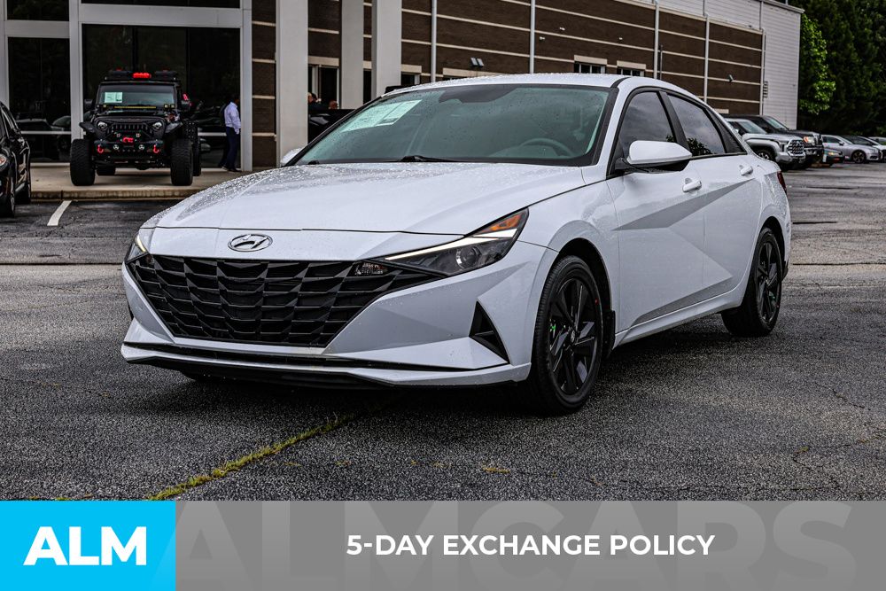 2023 Hyundai Elantra Hybrid Blue photo 3