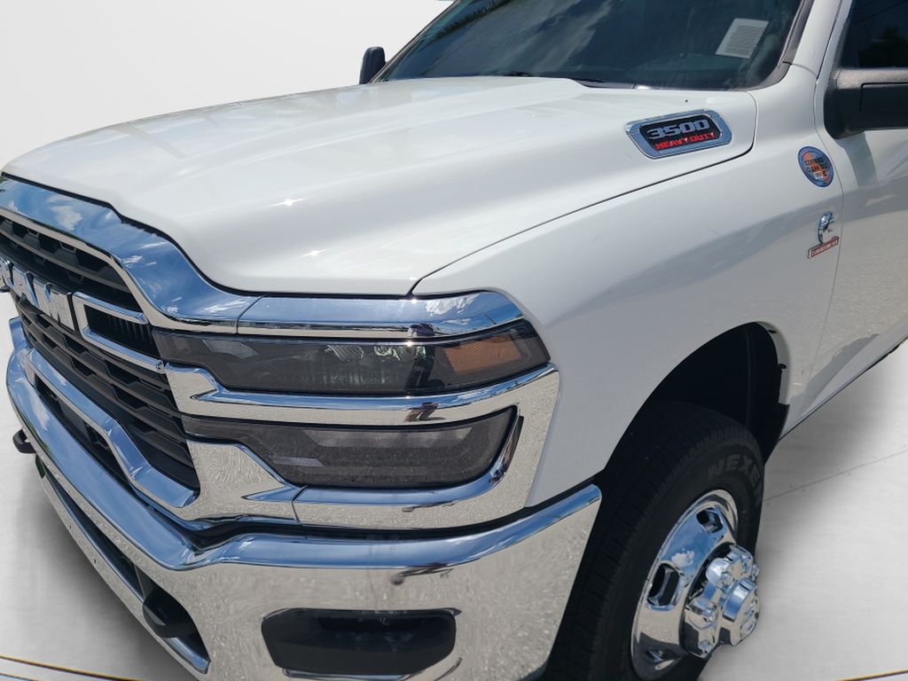 New 2026 White Ram Tradesman image 9