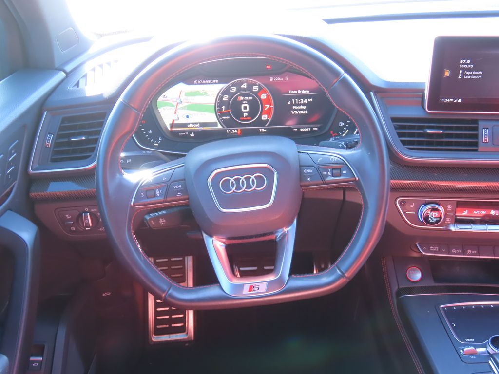 Thumbnail: 2020 Audi SQ5 - 6