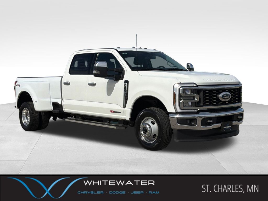  2024 Ford F-350 Super Duty Lariat Crew Cab LB DRW 4WD   