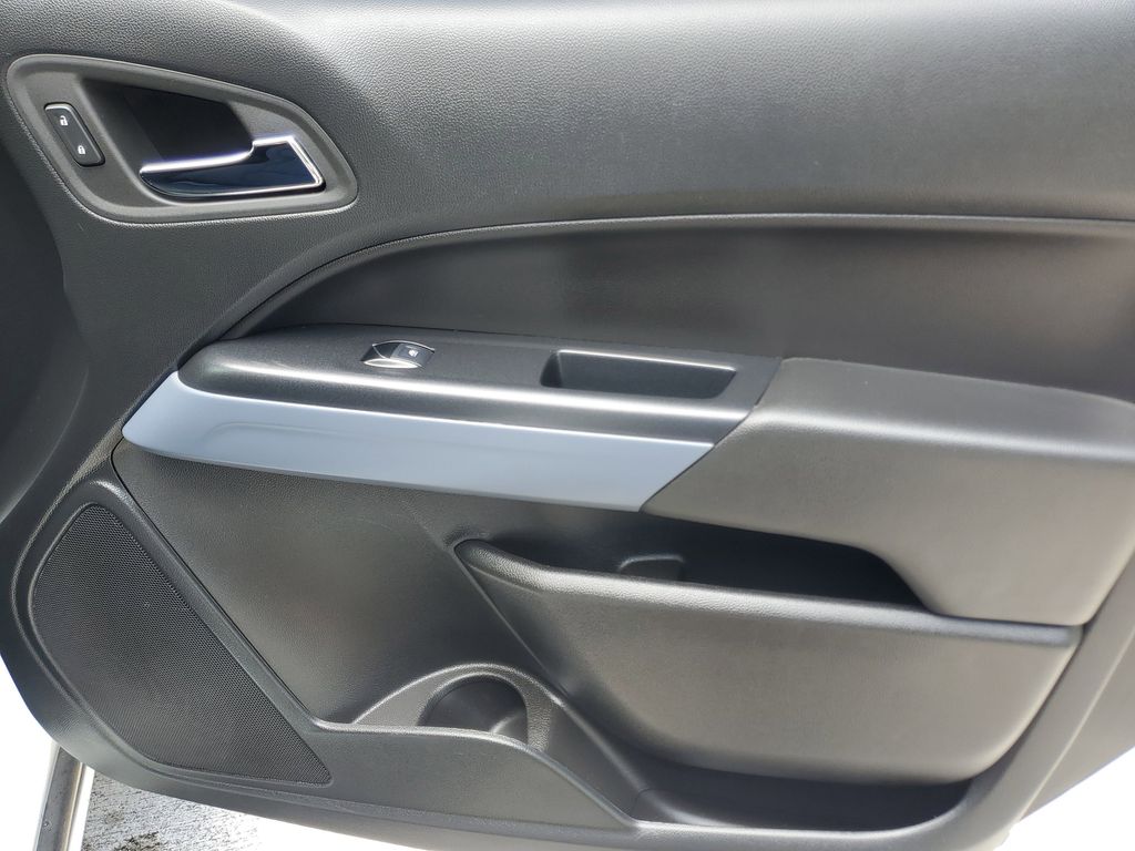 used 2022 Chevrolet Colorado car, priced at $19,494