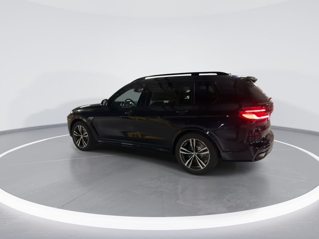 2025 BMW X7 xDrive40i 6