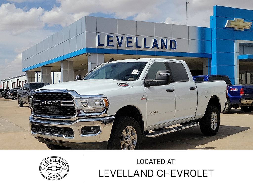 Bright White Clearcoat 2024 RAM 2500 Pickup Truck Four-Wheel Drive 6-Speed Automatic