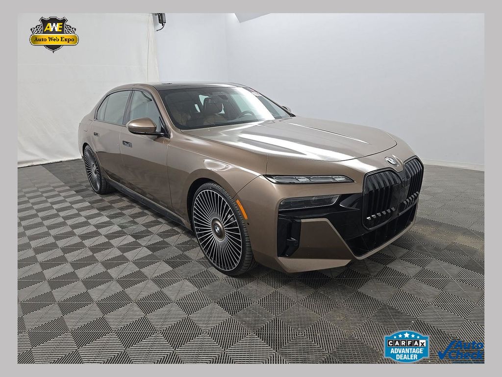 Carbon Black Metallic 2025 BMW 7 Series Sedan Rear-Wheel Drive 8-Speed Automatic