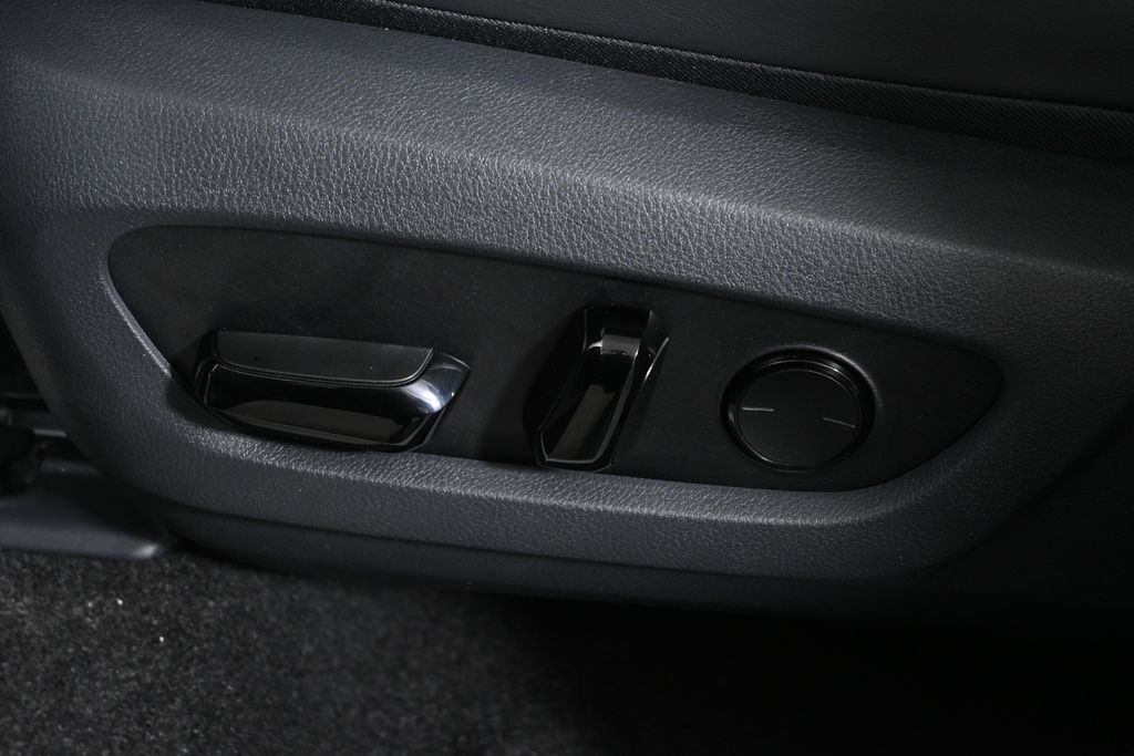 Thumbnail: 2026 Lexus TX - 26