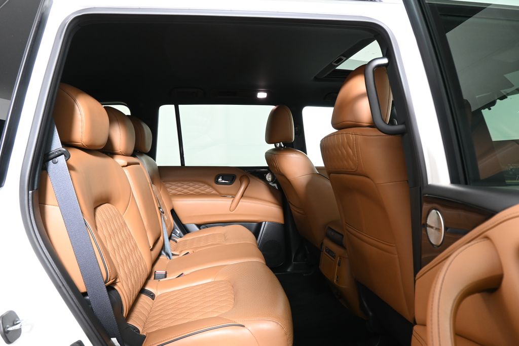 Thumbnail: 2024 INFINITI QX80 - 26