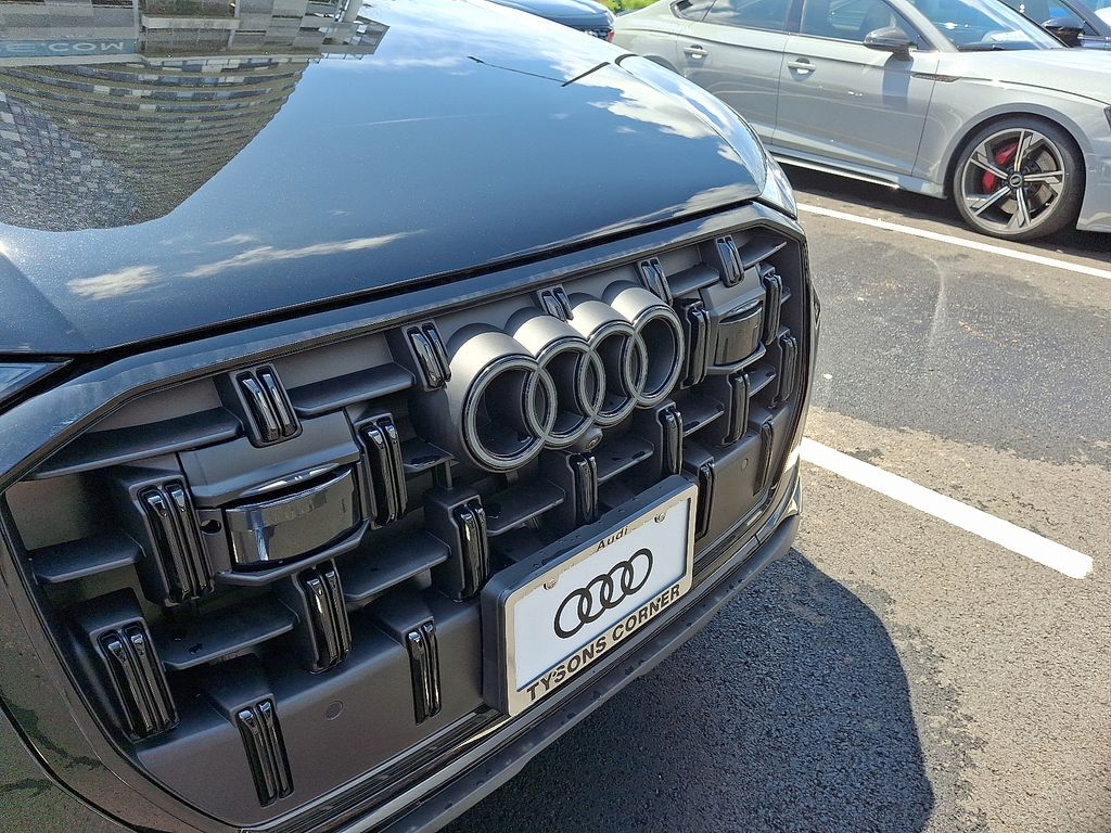 Thumbnail: 2025 Audi Q7 - 4
