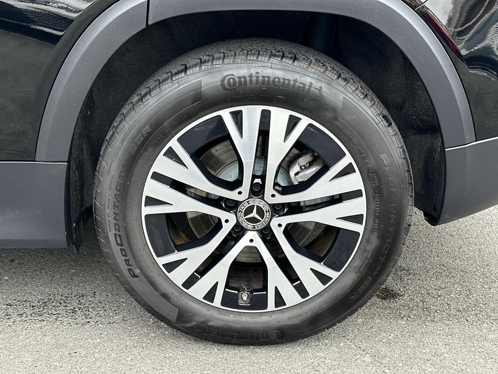 Thumbnail: 2024 Mercedes-Benz GLB - 13