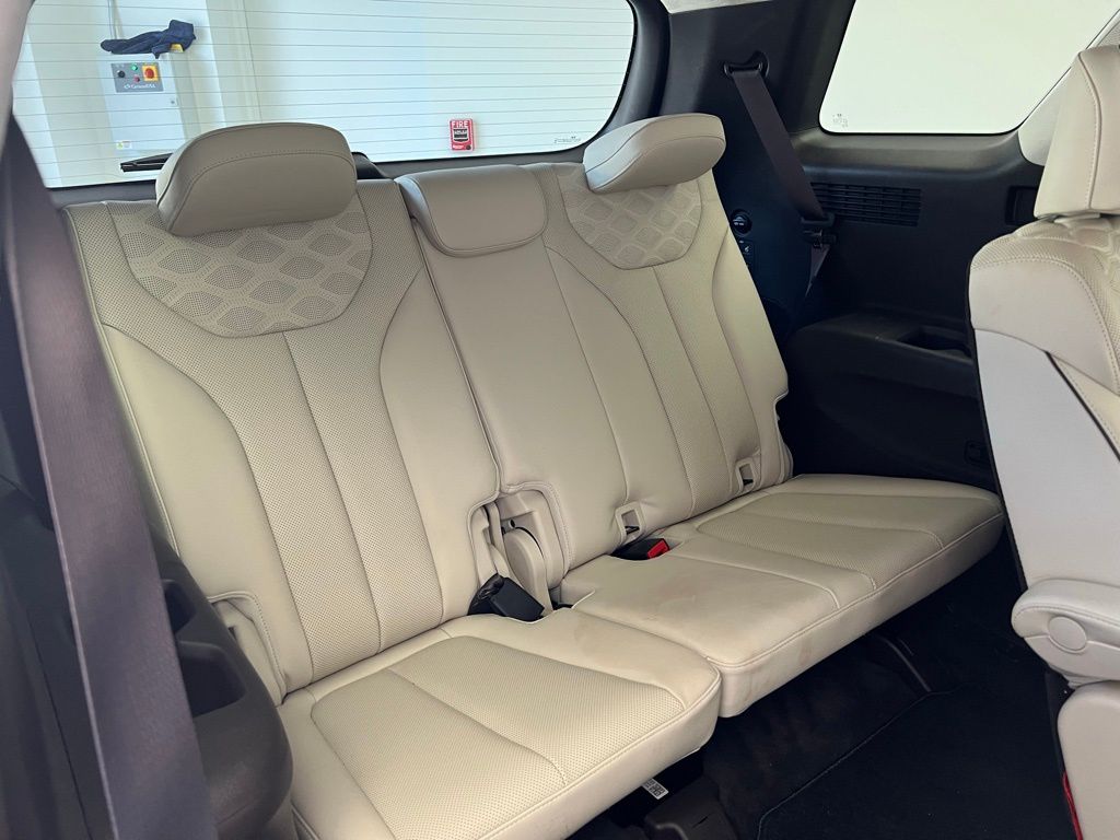 Thumbnail: 2021 Hyundai Palisade - 10