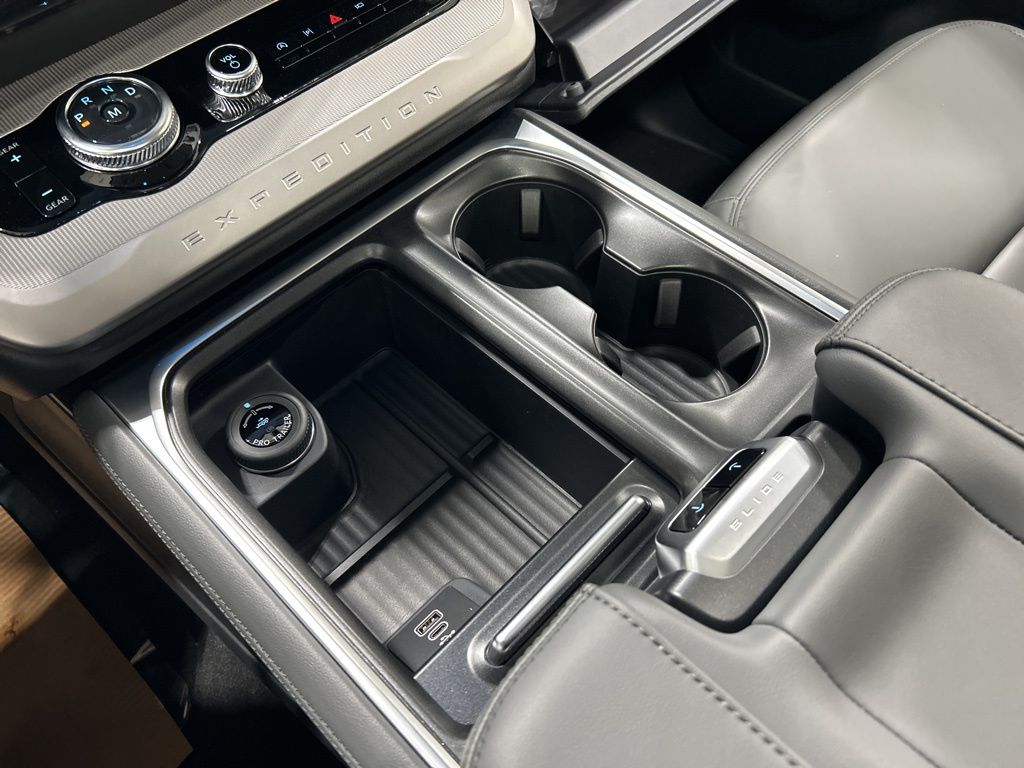 new 2026 Ford Expedition Max car, priced at $75,900