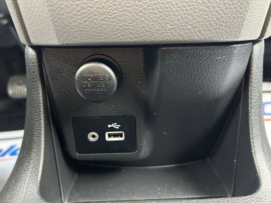 Used Car 2020 Nissan Nv200  Sv For Sale Under $20,000 In Floresville, Texas