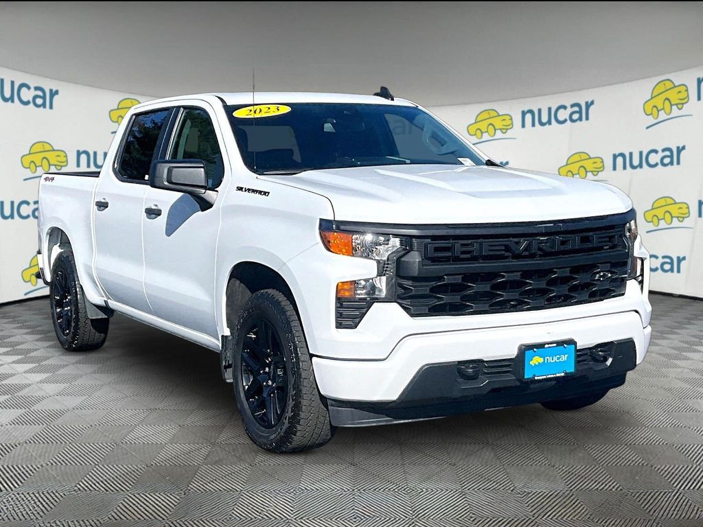 Summit White 2023 Chevrolet Silverado 1500 Pickup Truck Four-Wheel Drive 8-Speed Automatic