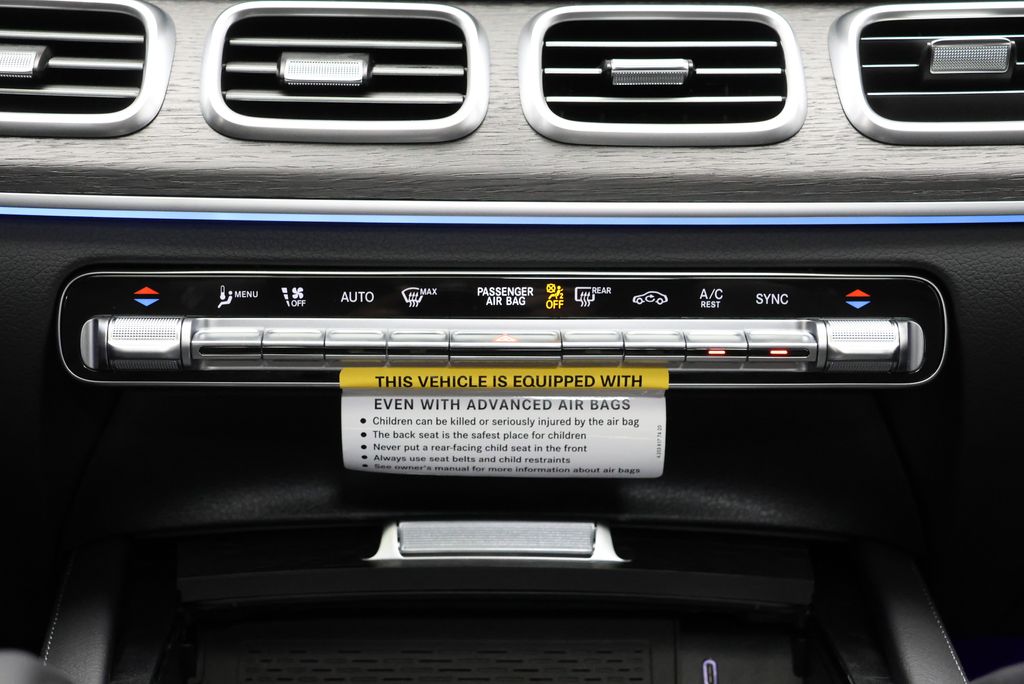 Thumbnail: 2026 Mercedes-Benz GLS - 26