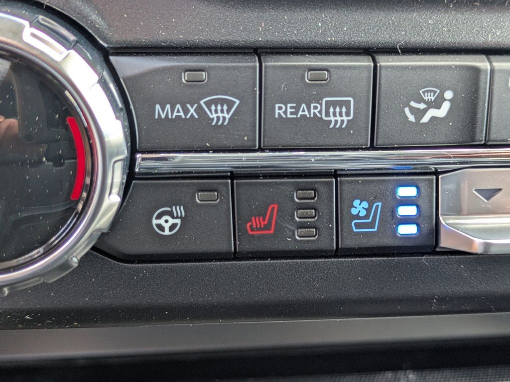2026 Ford F-350 Super Duty LARIAT