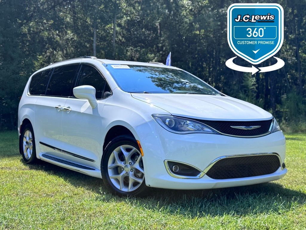 2018 Chrysler Pacifica Touring L Plus