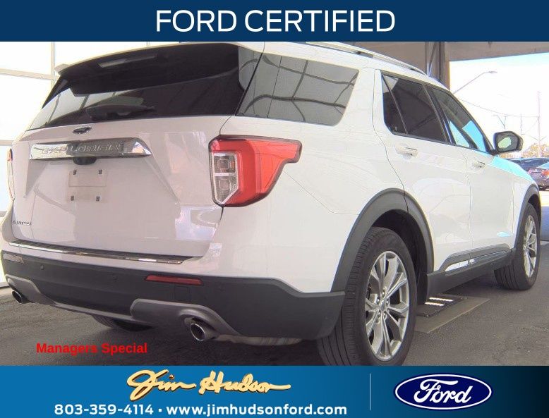 2023 Ford Explorer Limited's photo