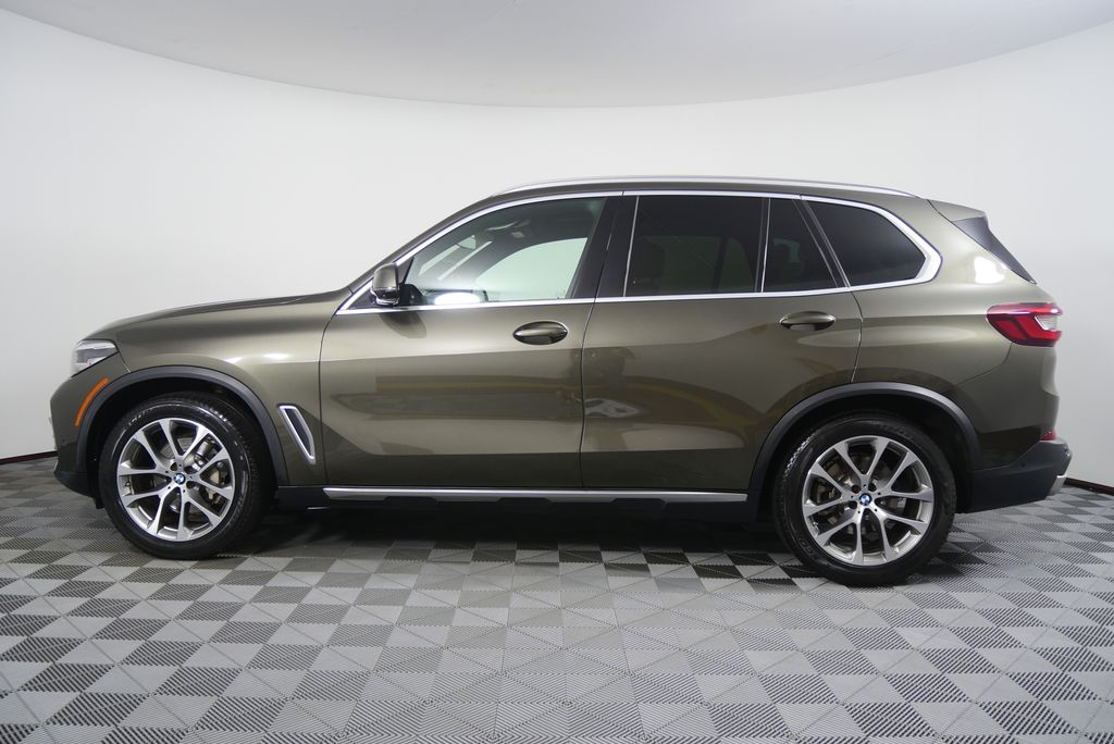Thumbnail: 2021 BMW X5 - 6
