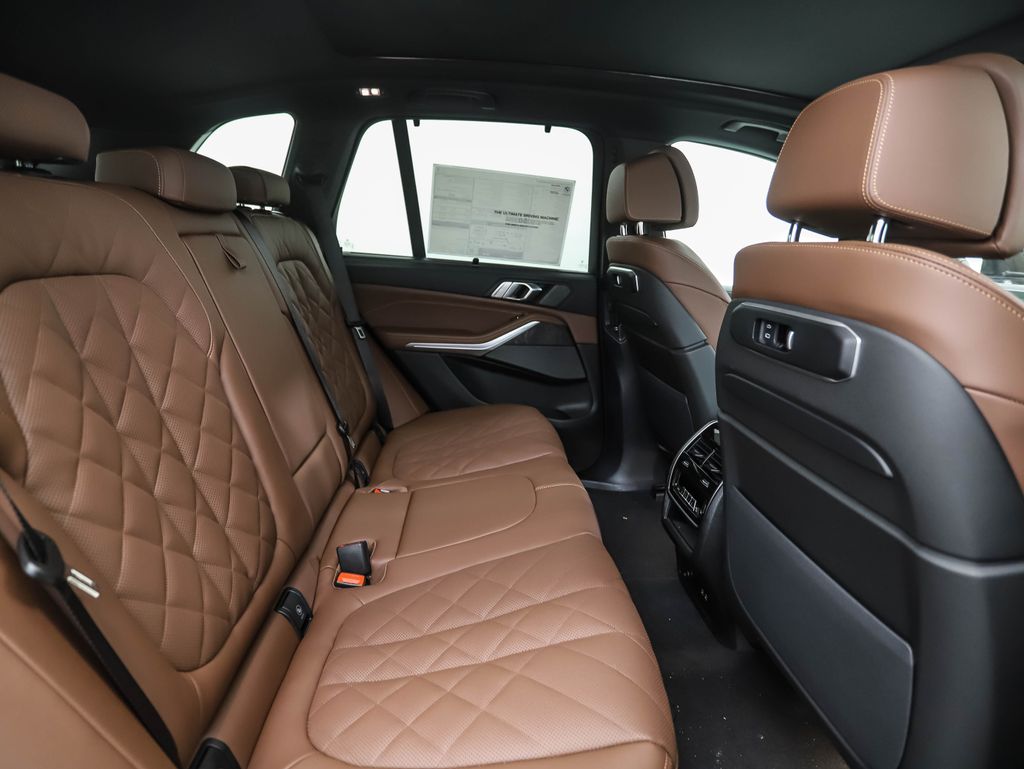 Thumbnail: 2026 BMW X5 - 28