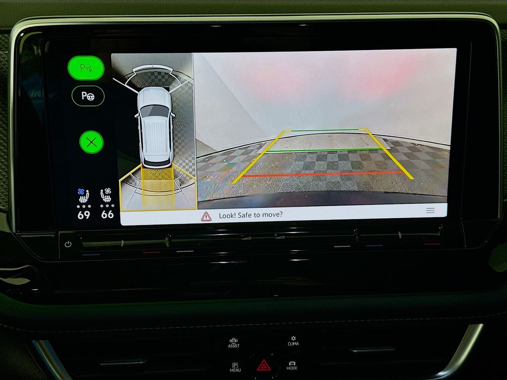 Thumbnail: 2025 Volkswagen Atlas - 14