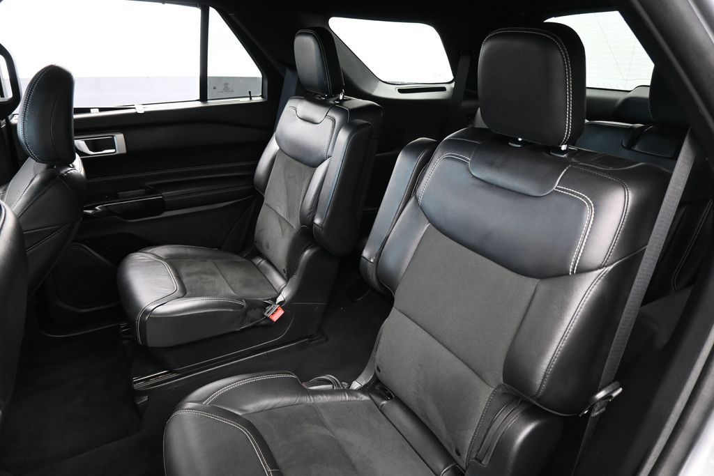 2023 Ford Explorer ST - Photo 39