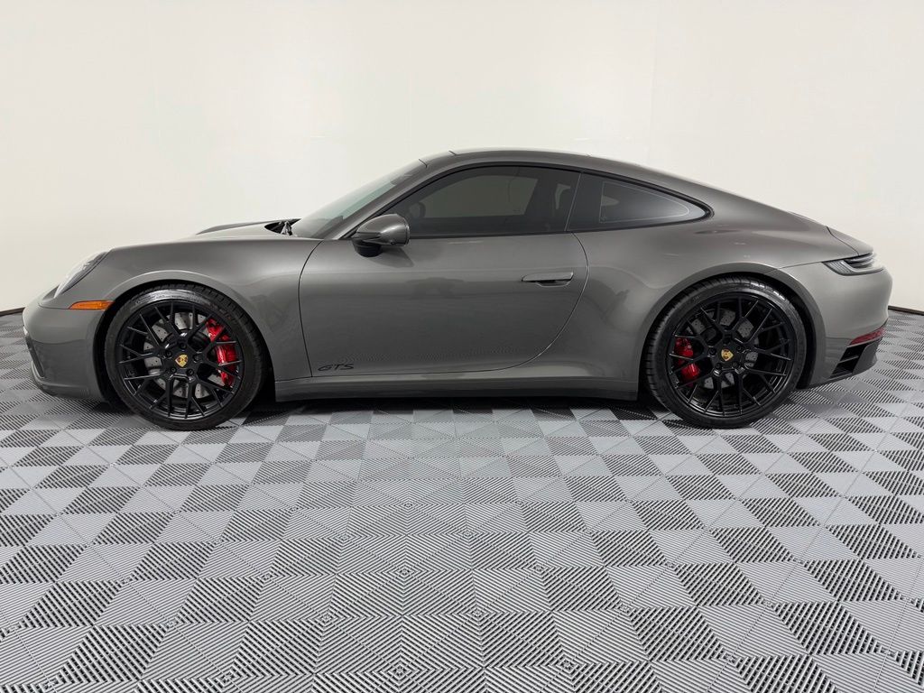 Thumbnail: 2024 Porsche 911 - 2