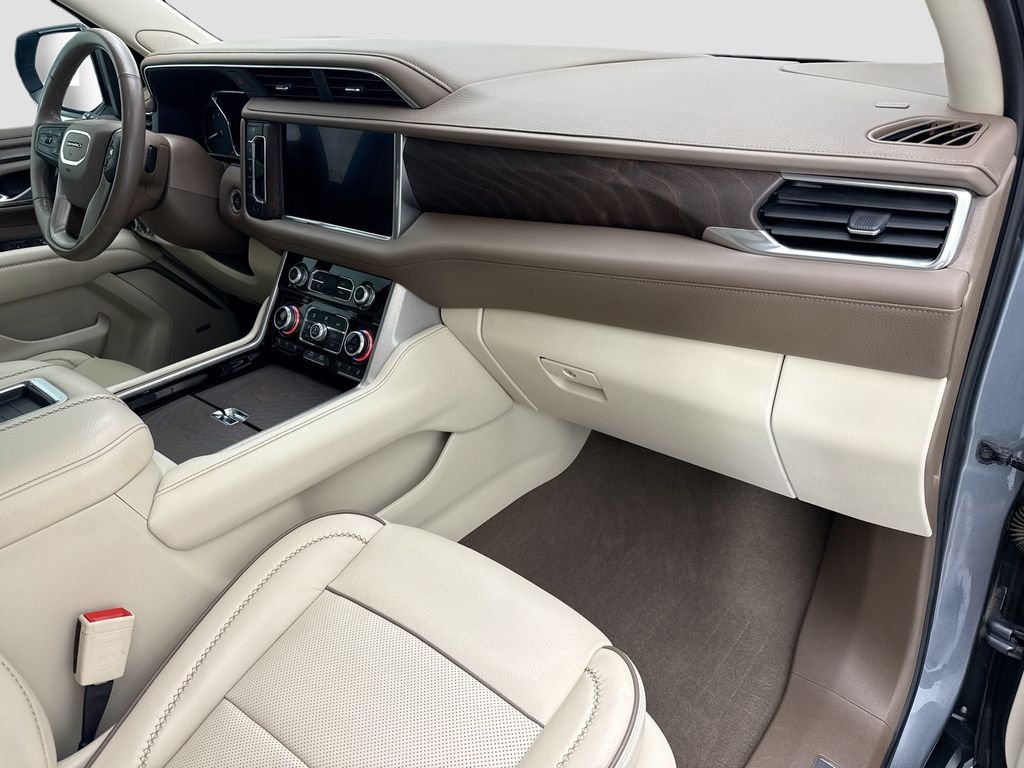 Thumbnail: 2021 GMC Yukon - 16