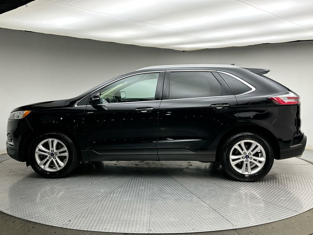 Thumbnail: 2019 Ford Edge - 10