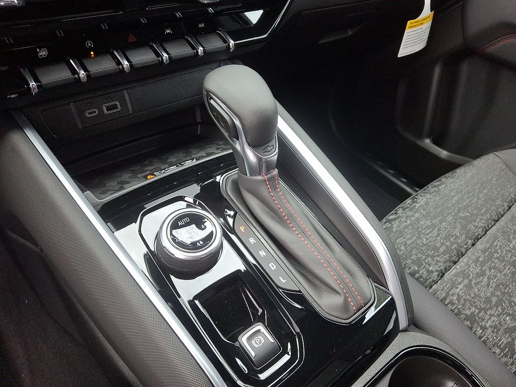 Thumbnail: 2025 Chevrolet Colorado - 7