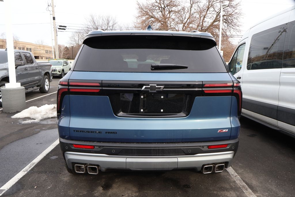 2025 Chevrolet Traverse Z71 9