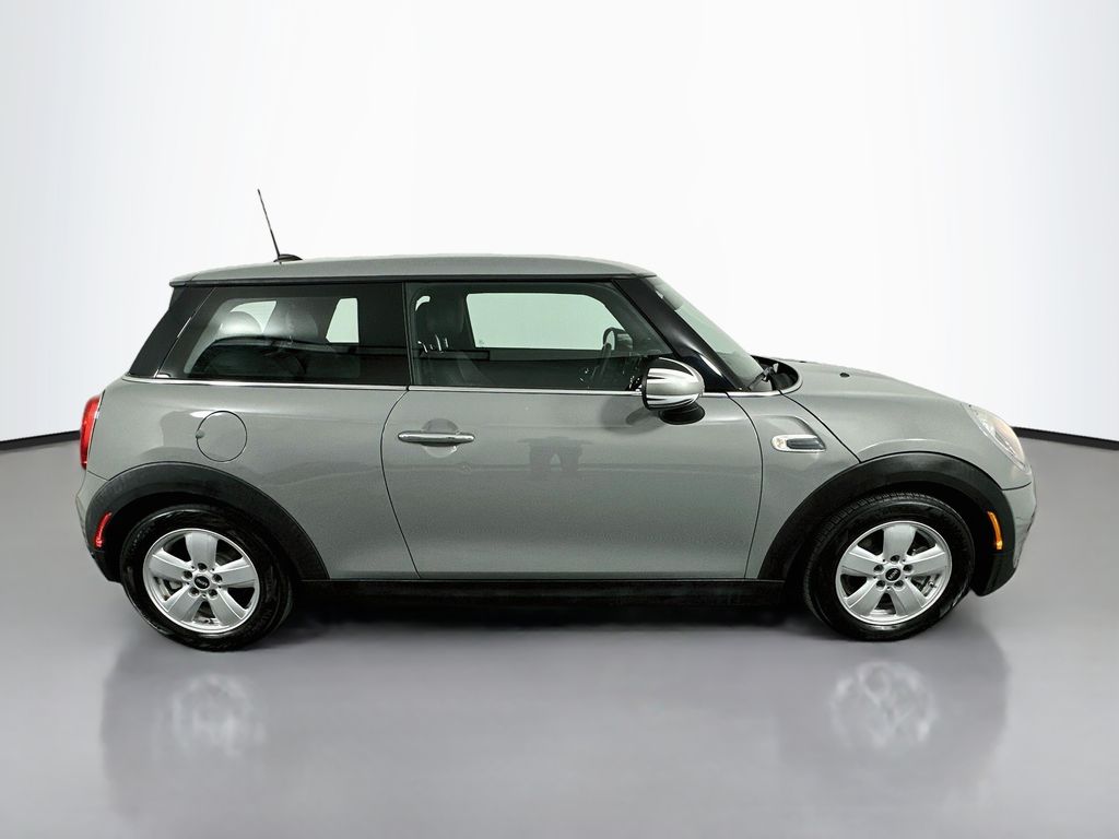 Thumbnail: 2016 MINI Cooper - 4