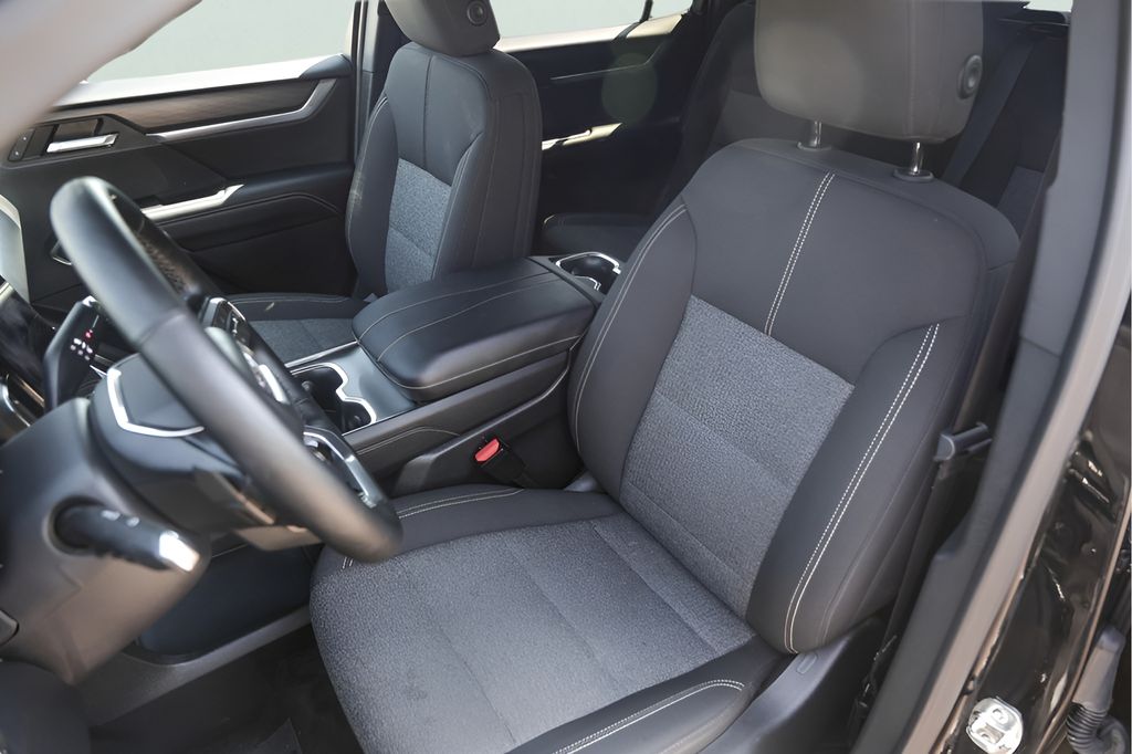 Used Car 2025 Gmc Acadia  Elevation For Sale Under $35,000 In Austin, Texas