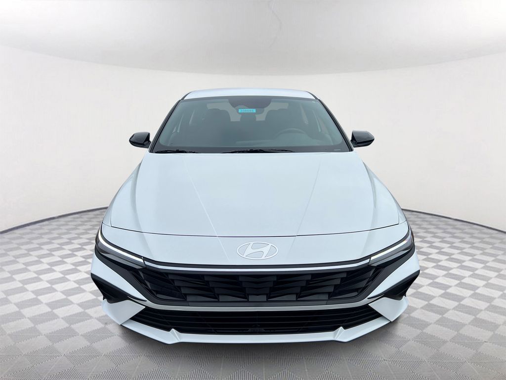 2025 Hyundai Elantra SEL Sport - 1