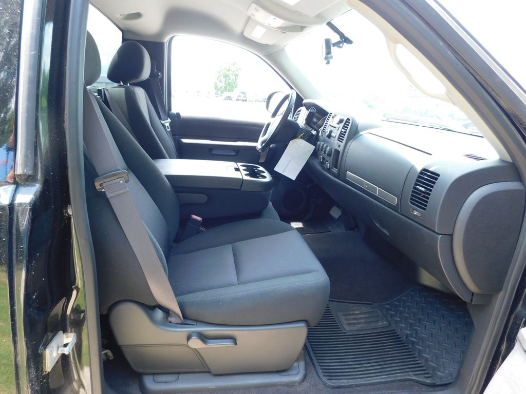 Thumbnail: 2013 Chevrolet Silverado 1500 - 5