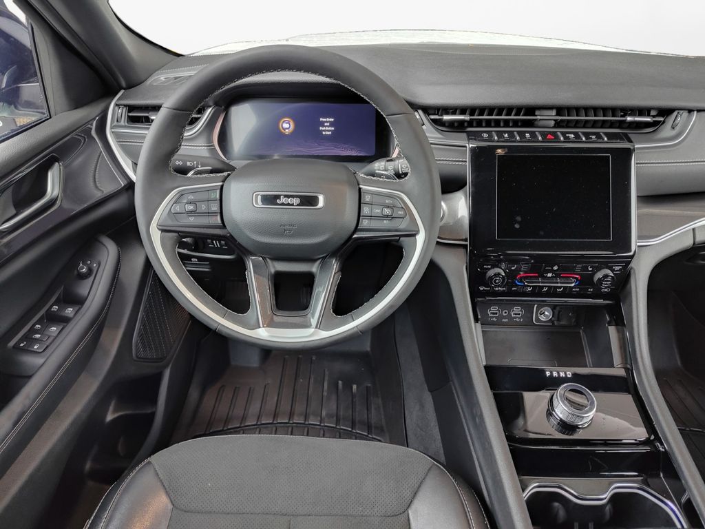 Used Car 2023 Jeep Grand Cherokee  Altitude For Sale Under $30,000 In Austin, Texas