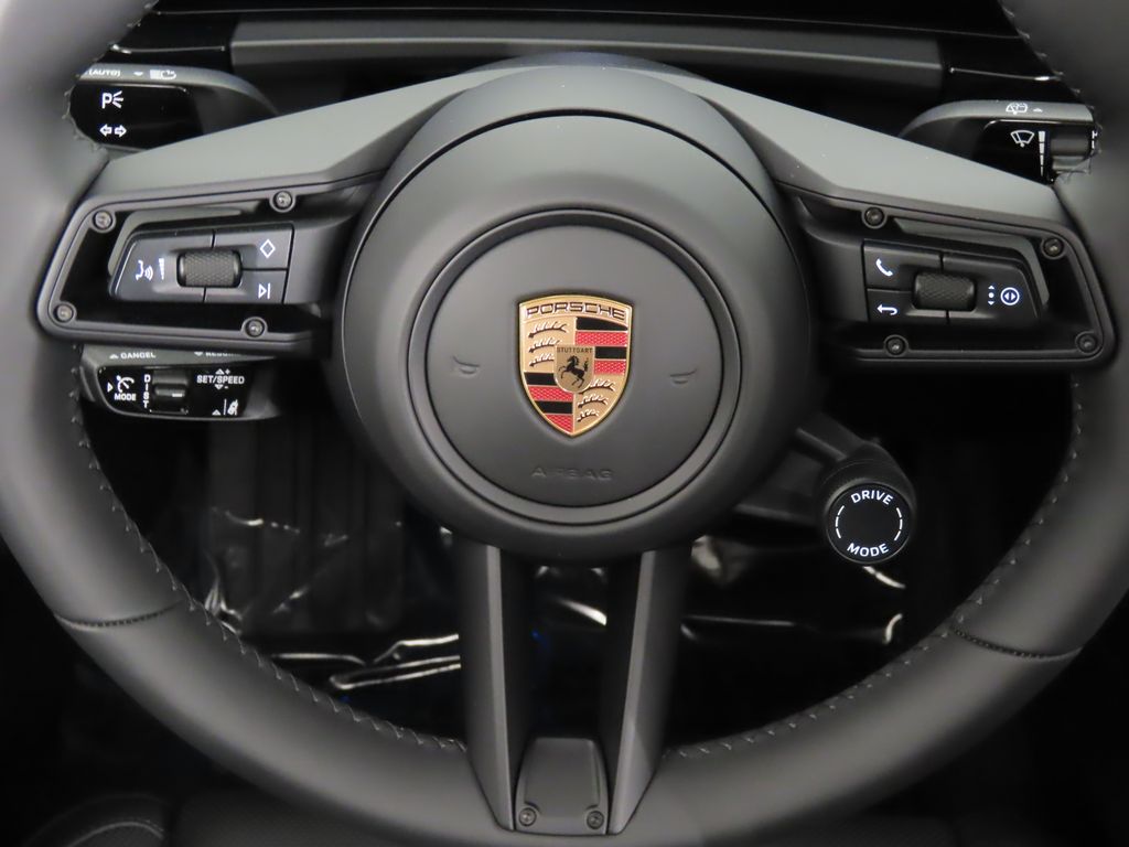 Thumbnail: 2025 Porsche Macan - 19