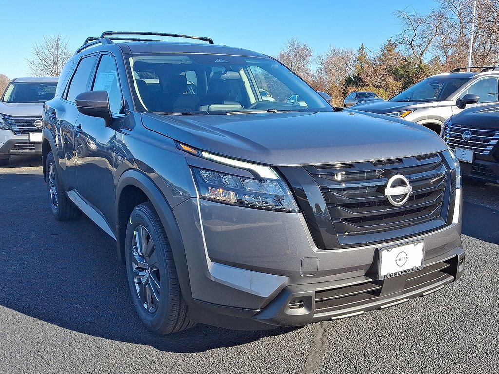 Thumbnail: 2025 Nissan Pathfinder - 3