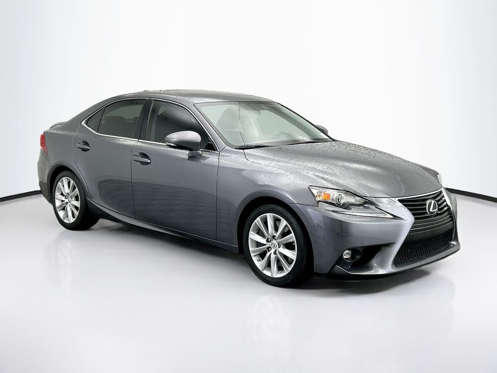 Thumbnail: 2016 Lexus IS - 3