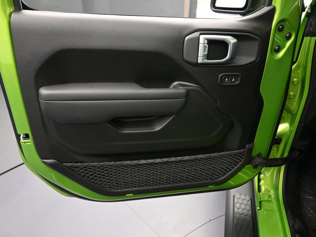 New 2026 Mojito Clearcoat Jeep Sport image 12