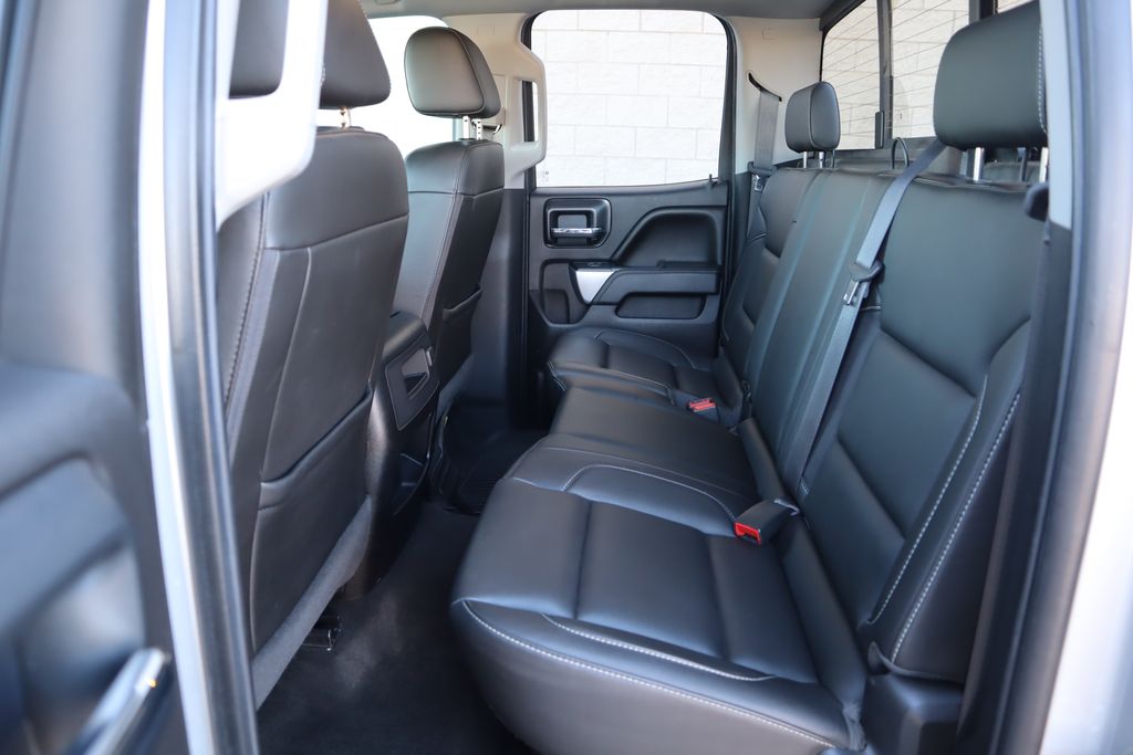 Thumbnail: 2016 Chevrolet Silverado 2500 - 20