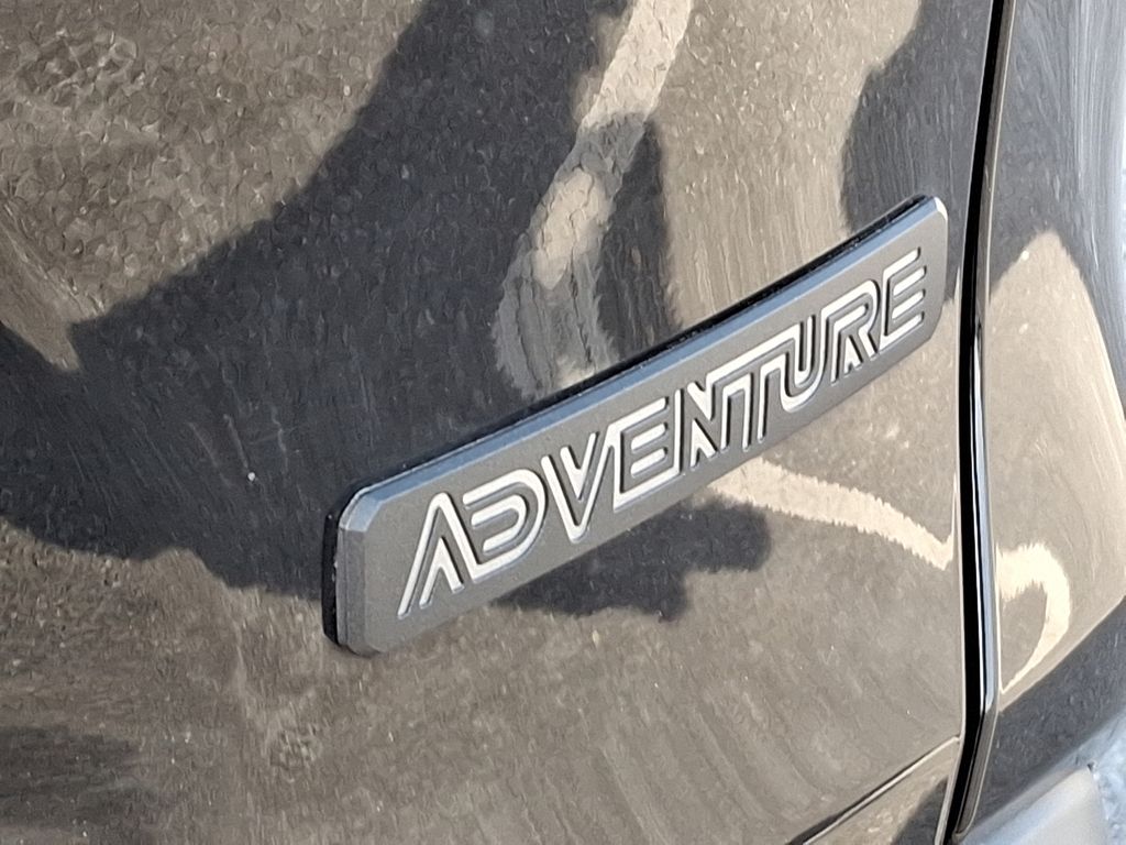 2021 Toyota RAV4 Adventure 32