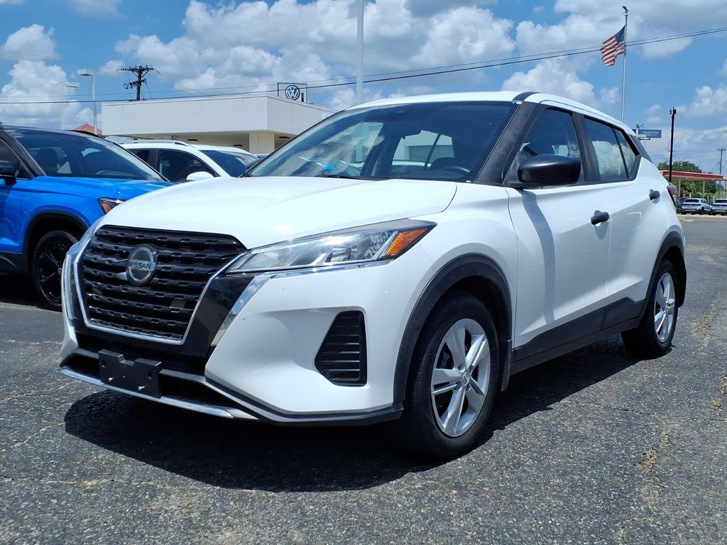 White (Fresh Powder) 2021 Nissan Kicks SUV / Crossover Front-Wheel Drive Continuously Variable Transmission