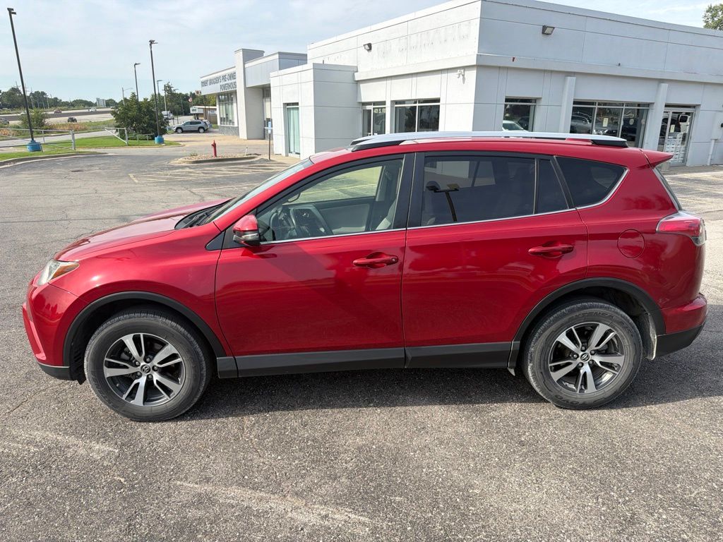 Barcelona Red Metallic 2016 Toyota RAV4 SUV / Crossover Front-Wheel Drive 6-Speed Automatic