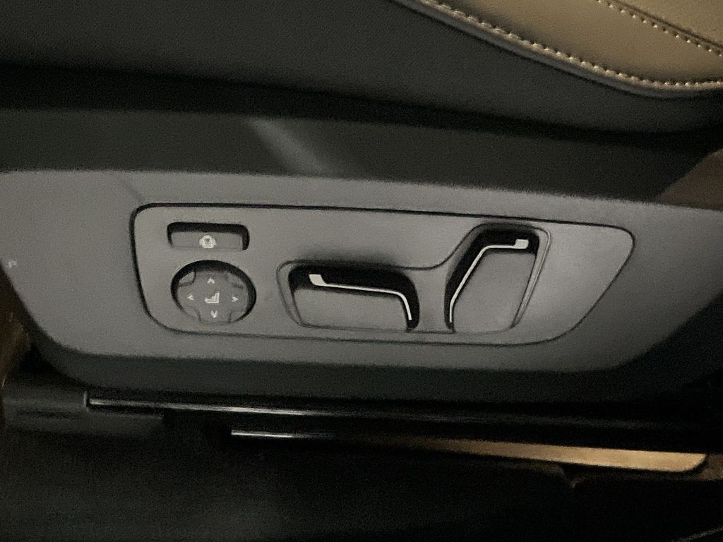 Thumbnail: 2026 BMW X3 - 12