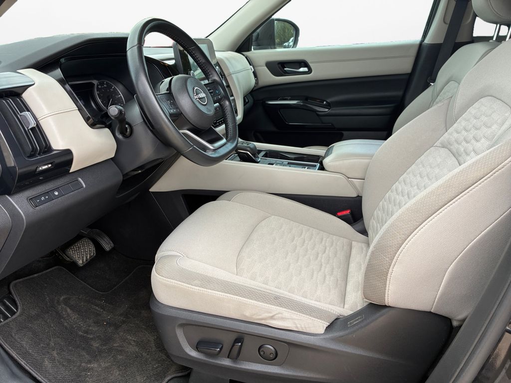 Used Car 2022 Nissan Pathfinder  Sv For Sale Under $25,000 In Austin, Texas