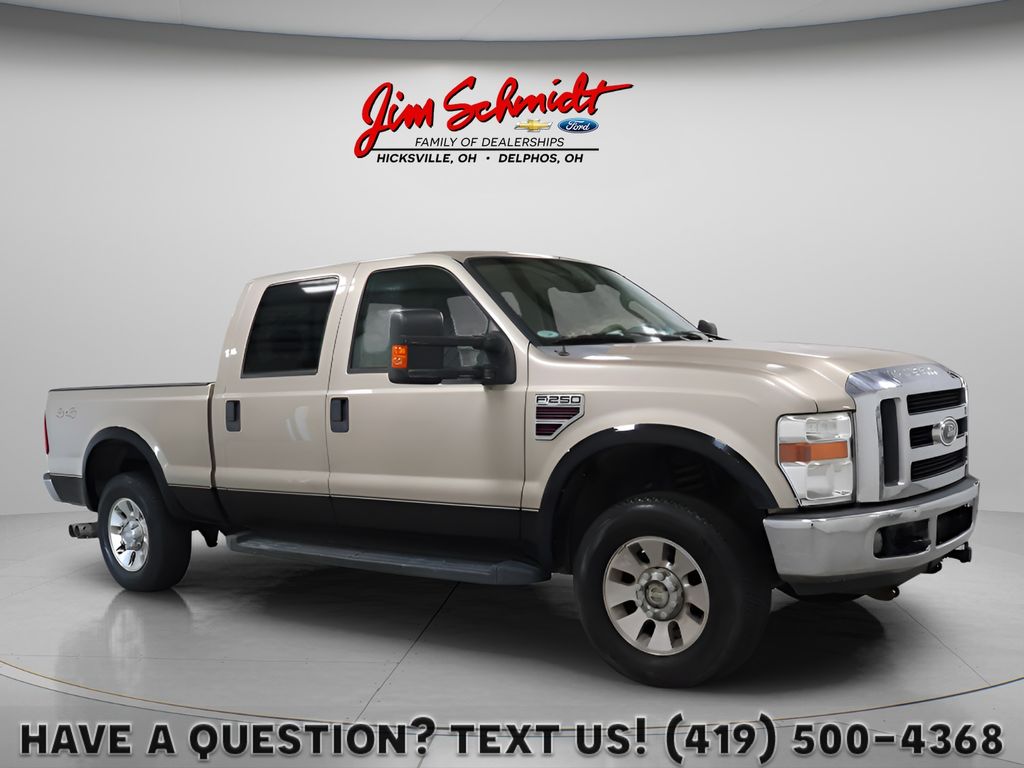 2008 Ford F-250 Super Duty Oro (Pueblo Gold Clearcoat Metallic) Camioneta Todo terreno 5 velocidades Automática marcha alta