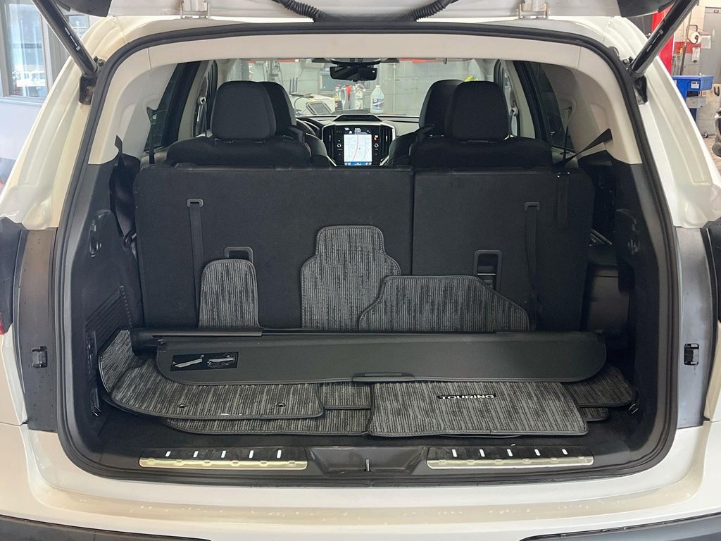 Used 2025 Crystal White Pearl Subaru Touring image 28