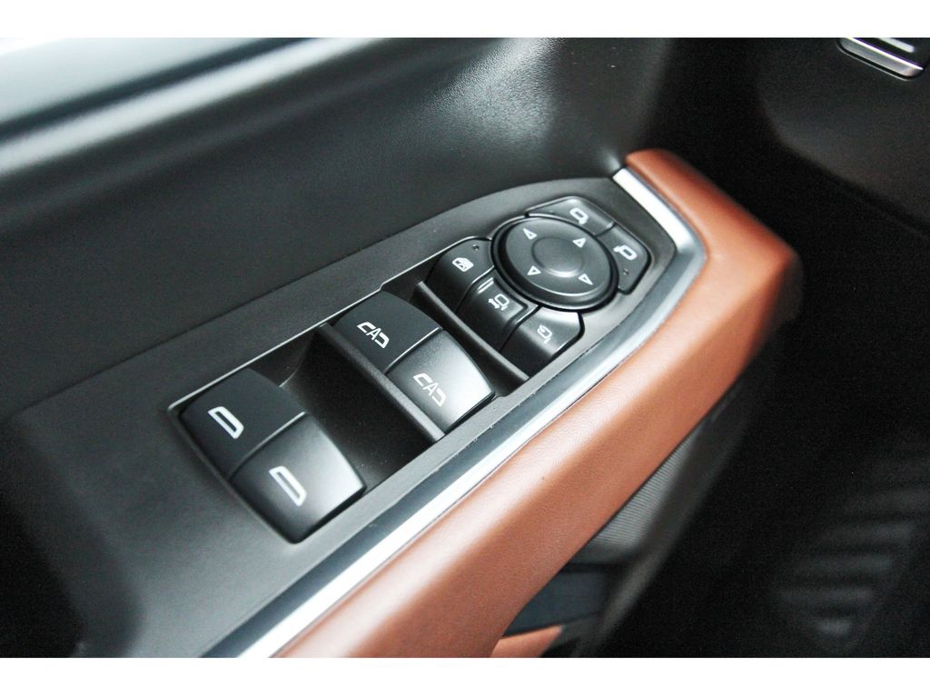 2025 GMC Sierra 3500HD Denali Ultimate White at Big Star Buick GMC