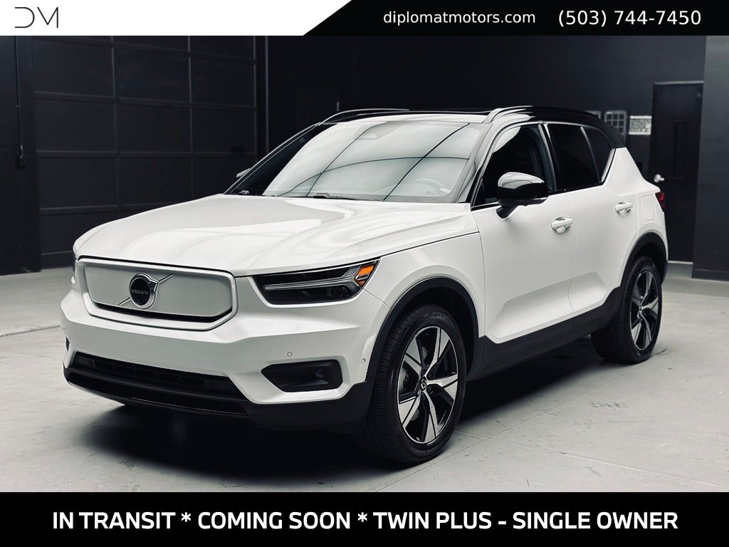 Crystal White 2022 Volvo XC40 Recharge SUV / Crossover All-Wheel Drive 1-Speed Automatic