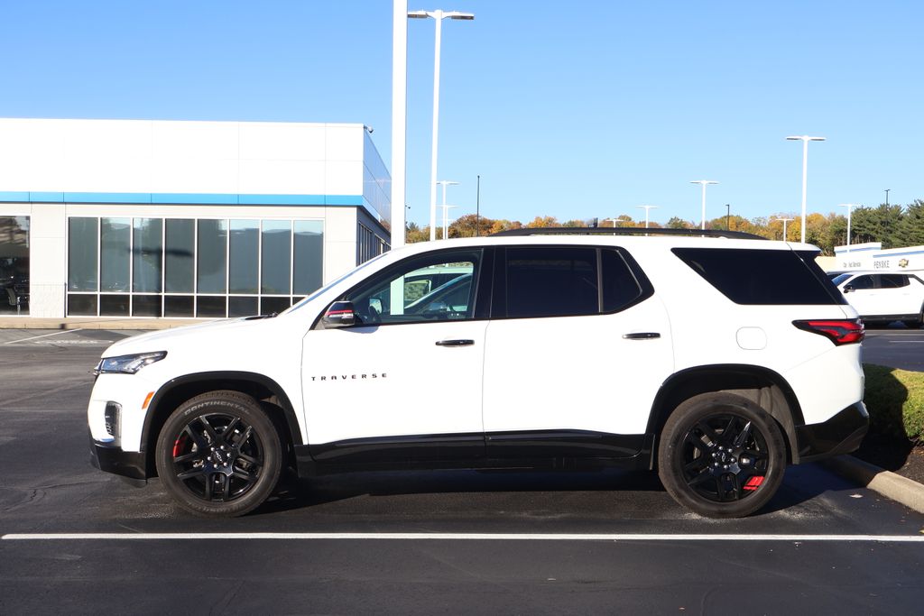 Thumbnail: 2023 Chevrolet Traverse - 5