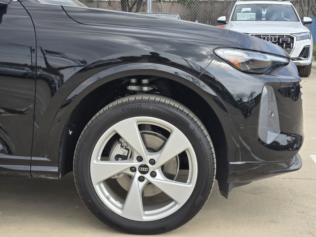 new 2025 Audi Q5 car, priced at $59,030